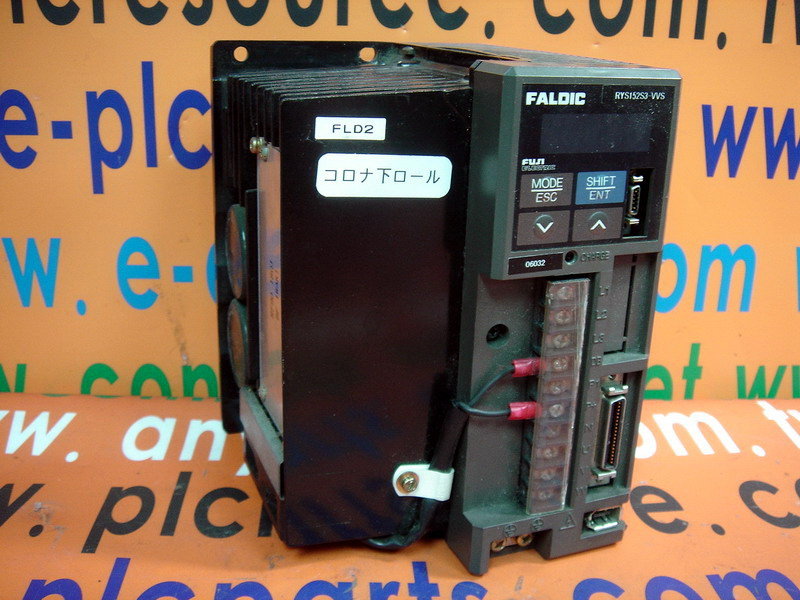 FUJI ELECTRIC RYS152S3VVS AC SERVO DRIVER PLC DCS SERVO Control